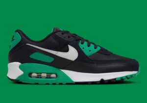 8dc6b4d1-c8c6-4b81-aea7-76c51c9c1925 NIKE