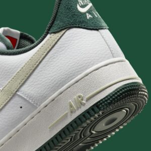 d320bee2-836e-47e9-9a76-b125384b1ca6 NIKE